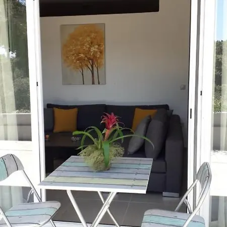 Apartament Kostas *
